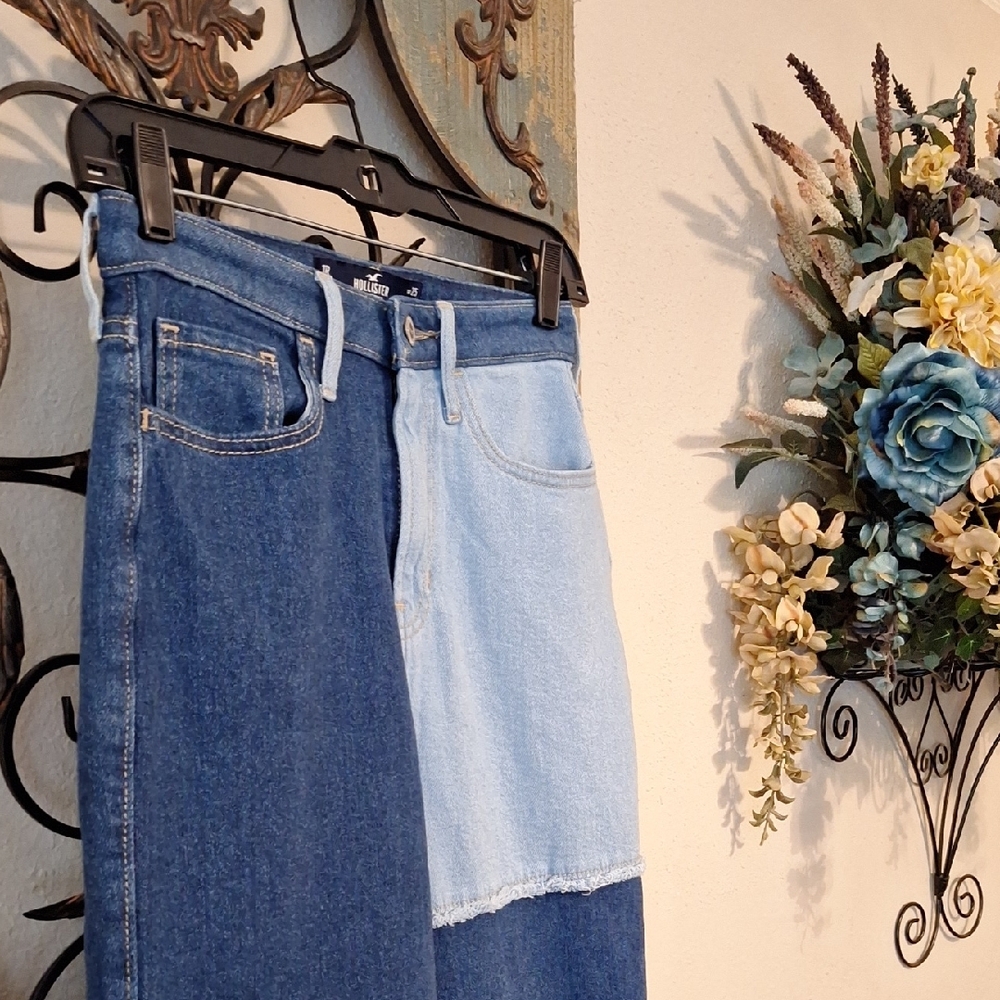 Hollister Patchwork Jeans - Dark and Light Blue. NWOT Size 1 - Picture 6 of 7